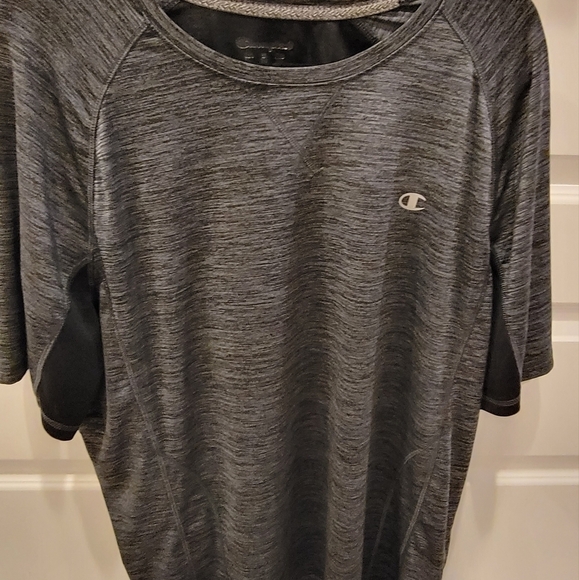 CHAMPION shirt - Picture 3 of 3